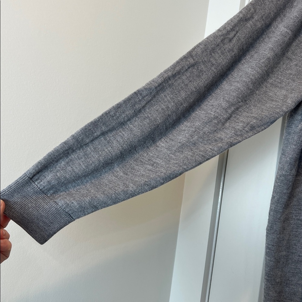 Turnbury Charcoal V-Neck Sweater size 3XT. - Picture 5 of 9